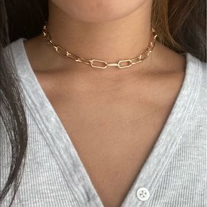 Gold chain necklace
